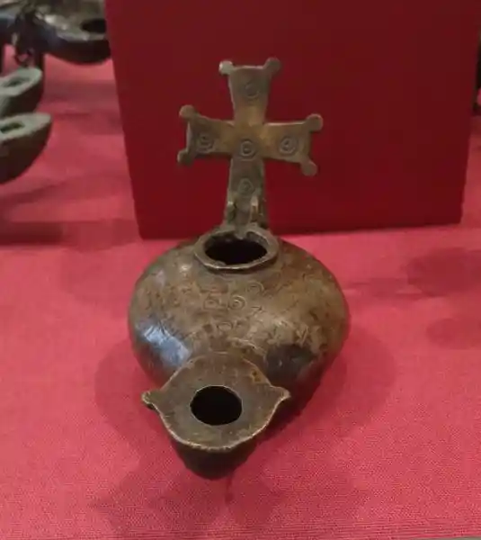 Cross with circle dots design on a lamp